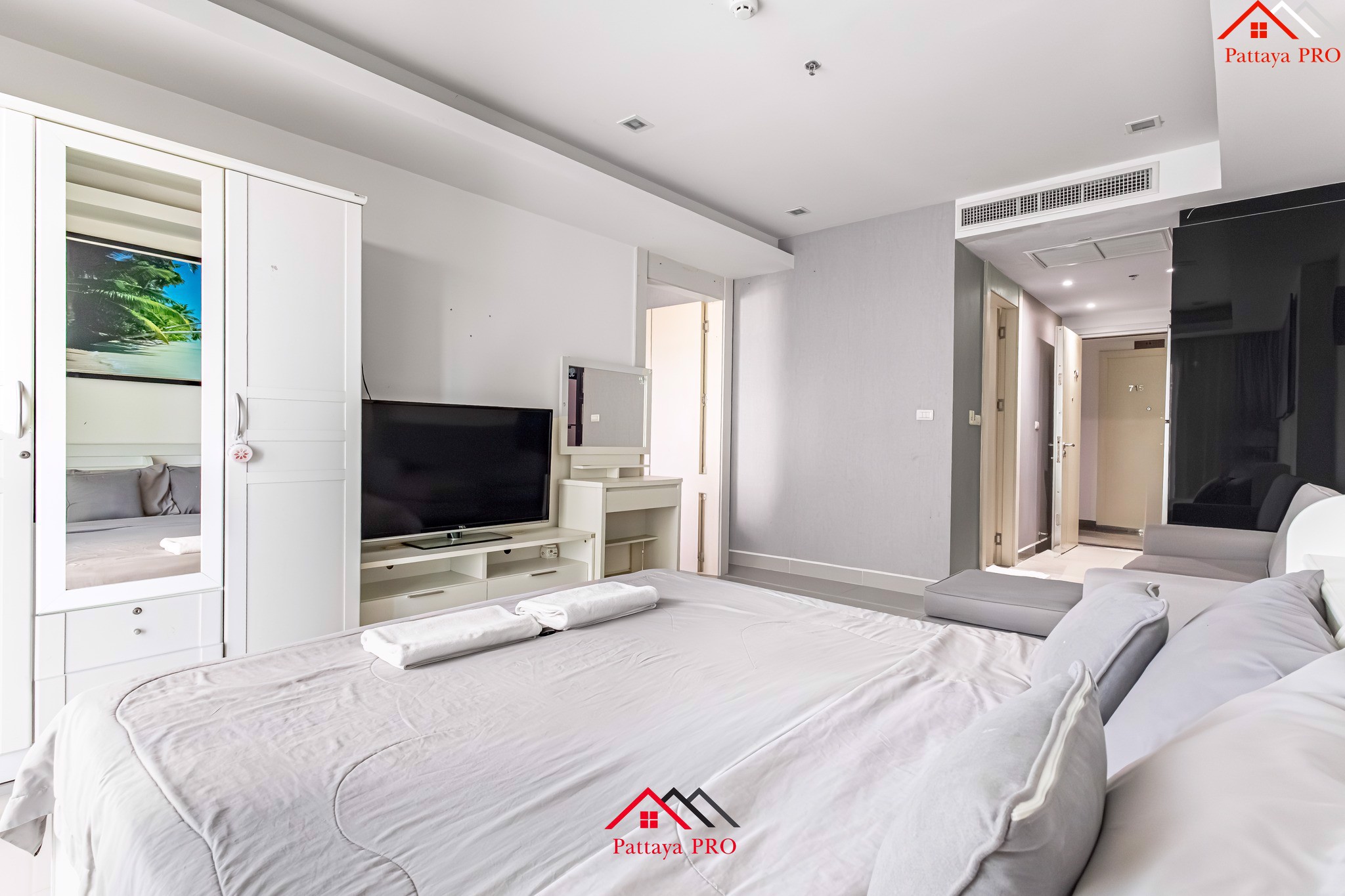 Sea View Studio at Cosy Beach View – Only 2.5 MB!