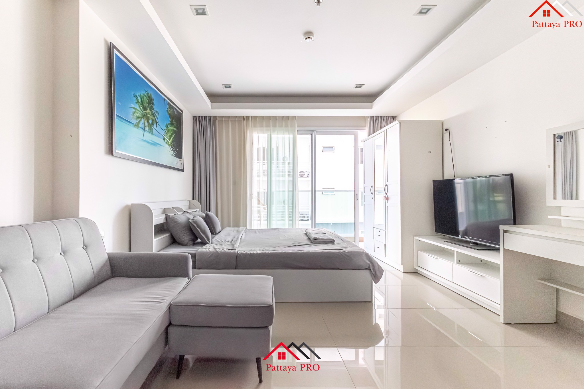Sea View Studio at Cosy Beach View – Only 2.5 MB!