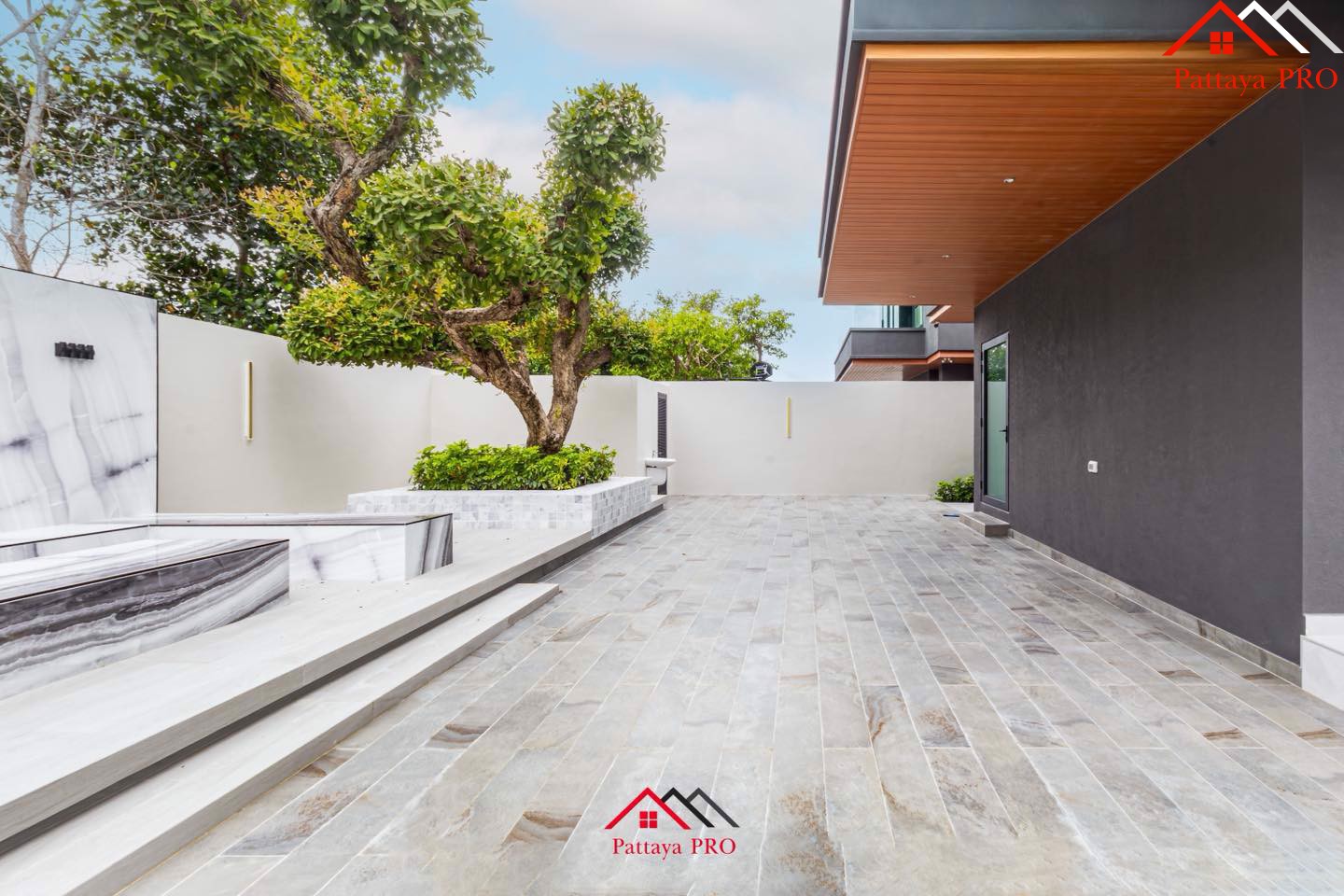 Luxury Home with Private Pool & Elevator. Prime Location near Pattaya City & the New Motorway
