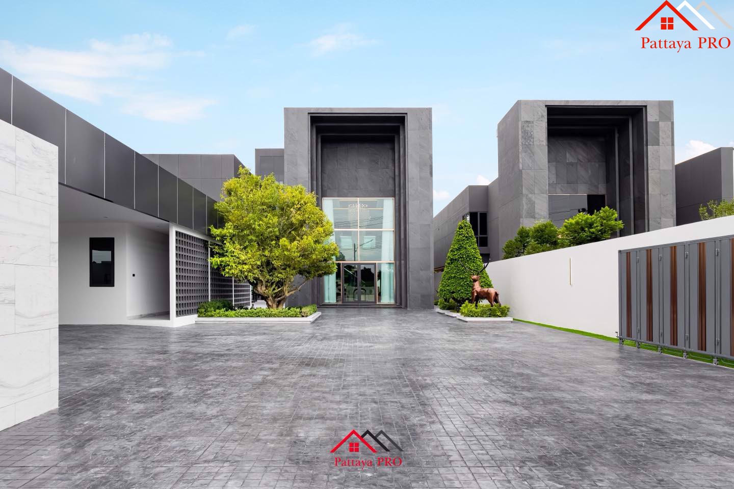 Luxury Home with Private Pool & Elevator. Prime Location near Pattaya City & the New Motorway
