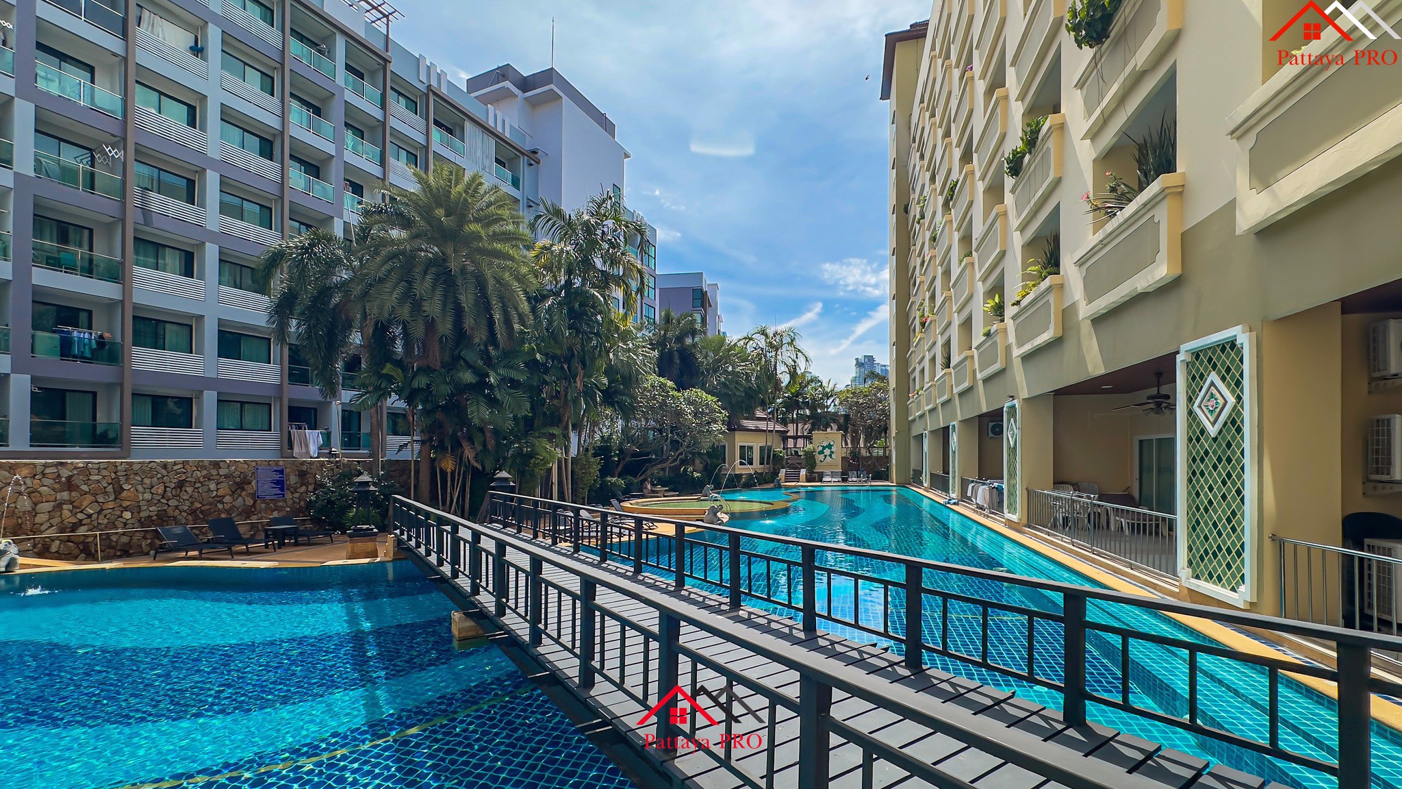For Sale: Spacious Pool Access Condo at The Residence Jomtien.