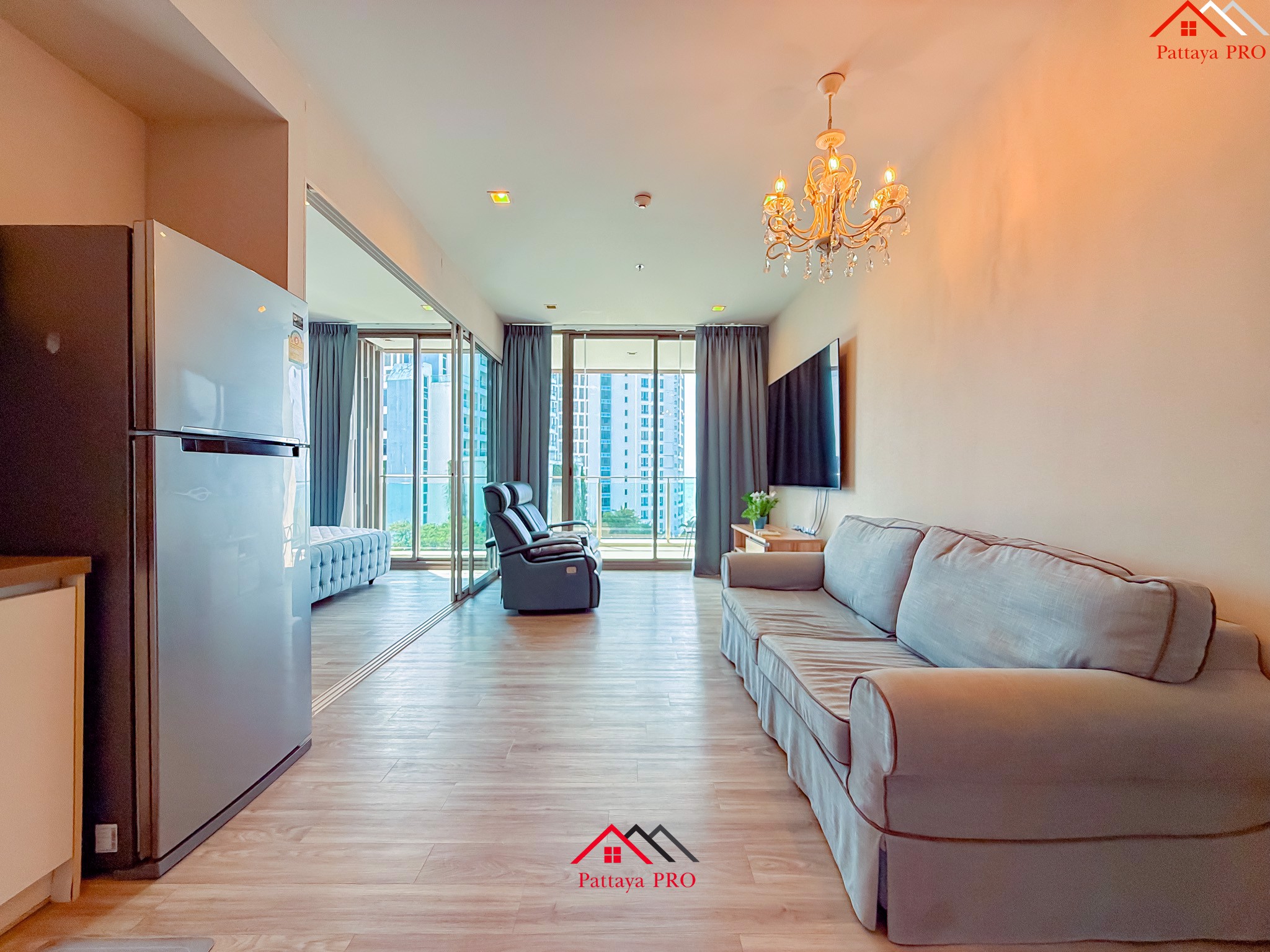 Baan Plai Haad – Beach Front Condo for Sale, Pattaya