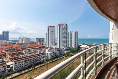 Picture of 🔥 Large 101 SQM 2-Bedroom Condo at View Talay 5