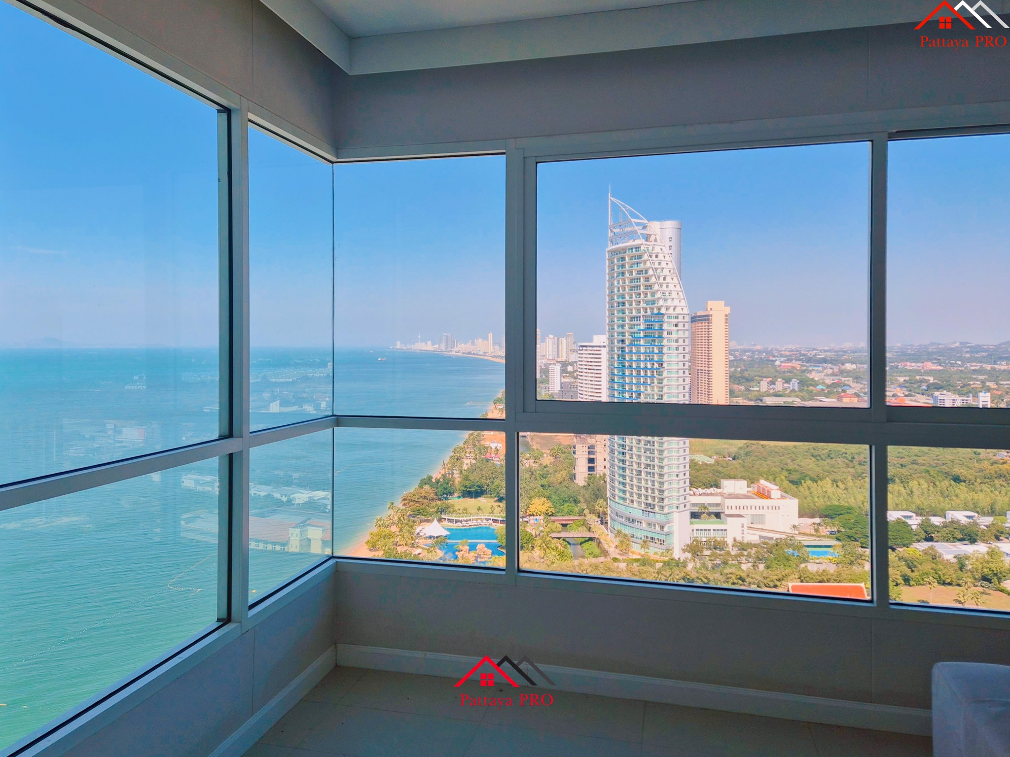 𝐻𝑖𝑔ℎ 𝐹𝑙𝑜𝑜𝑟 𝐿𝑢𝑥𝑢𝑟𝑦 𝐿𝑖𝑣𝑖𝑛𝑔! 𝑆𝑡𝑢𝑛𝑛𝑖𝑛𝑔 𝟸-𝑖𝑛-𝟷 𝑉𝑖𝑒𝑤𝑠 @𝑶𝒄𝒆𝒂𝒏 𝑷𝒐𝒓𝒕𝒐𝒇𝒊𝒏𝒐 𝑱𝒐𝒎𝒕𝒊𝒆𝒏