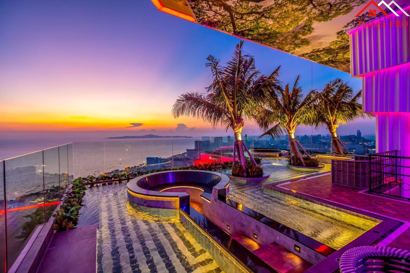 The Riviera Ocean Drive. Special Promotion: 20% Discount