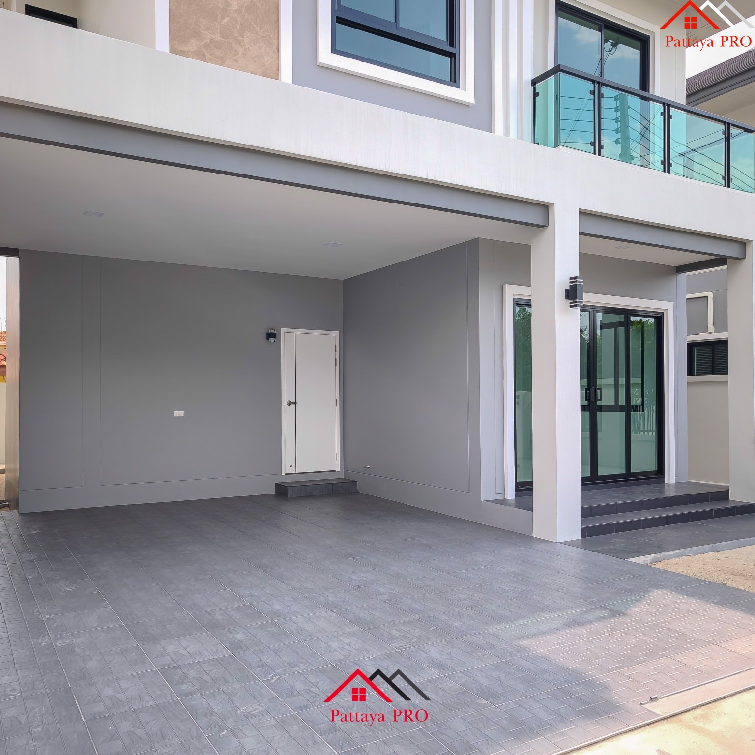 🏡✨ 2-Storey Semi-Detached House📍 Prime location – Pattaya–Motorway 💰 Only 5.19 million Baht