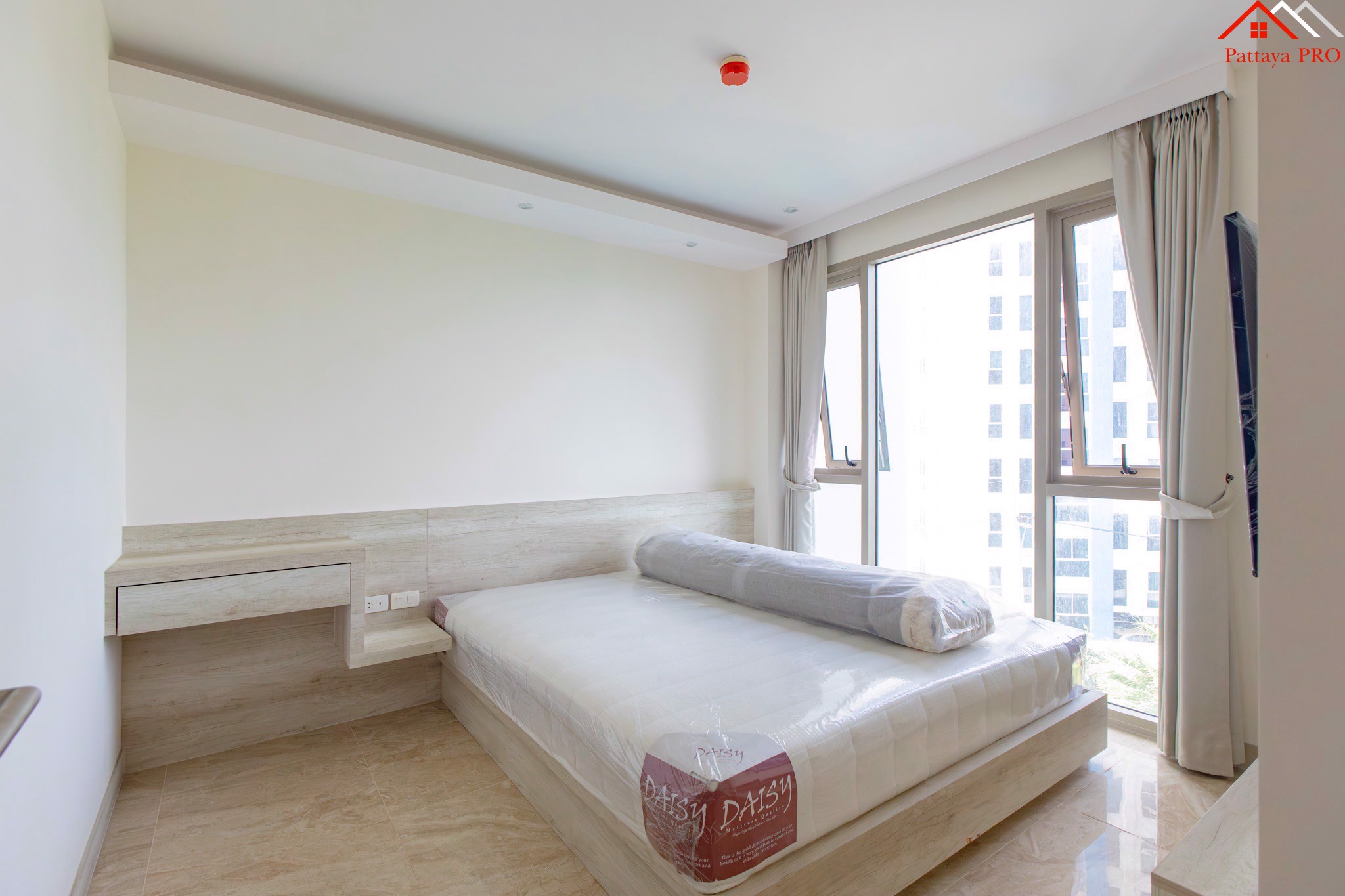 🌟 The Riviera Monaco – Ready to Move in Condo 🌟