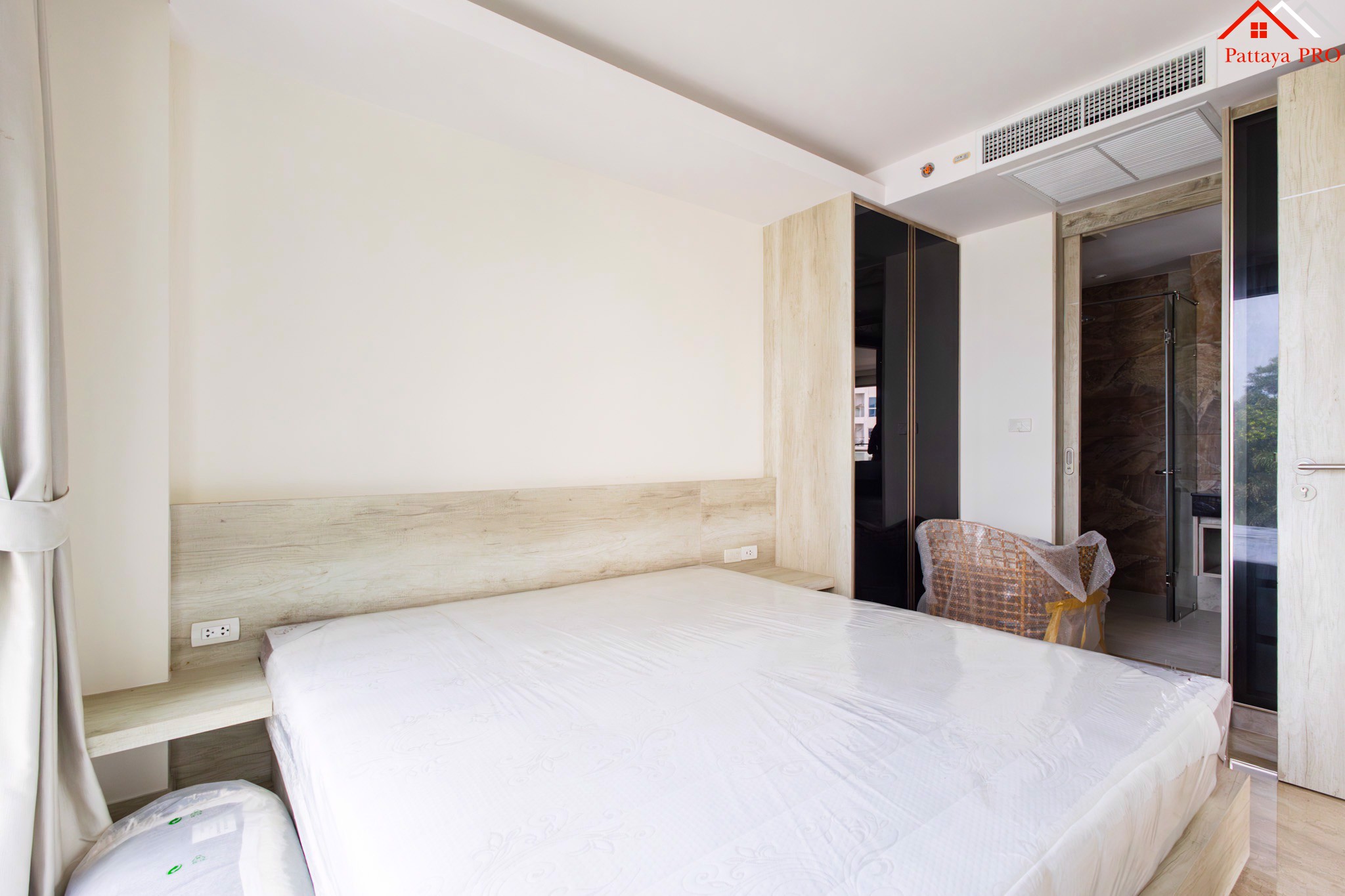 🌟 The Riviera Monaco – Ready to Move in Condo 🌟