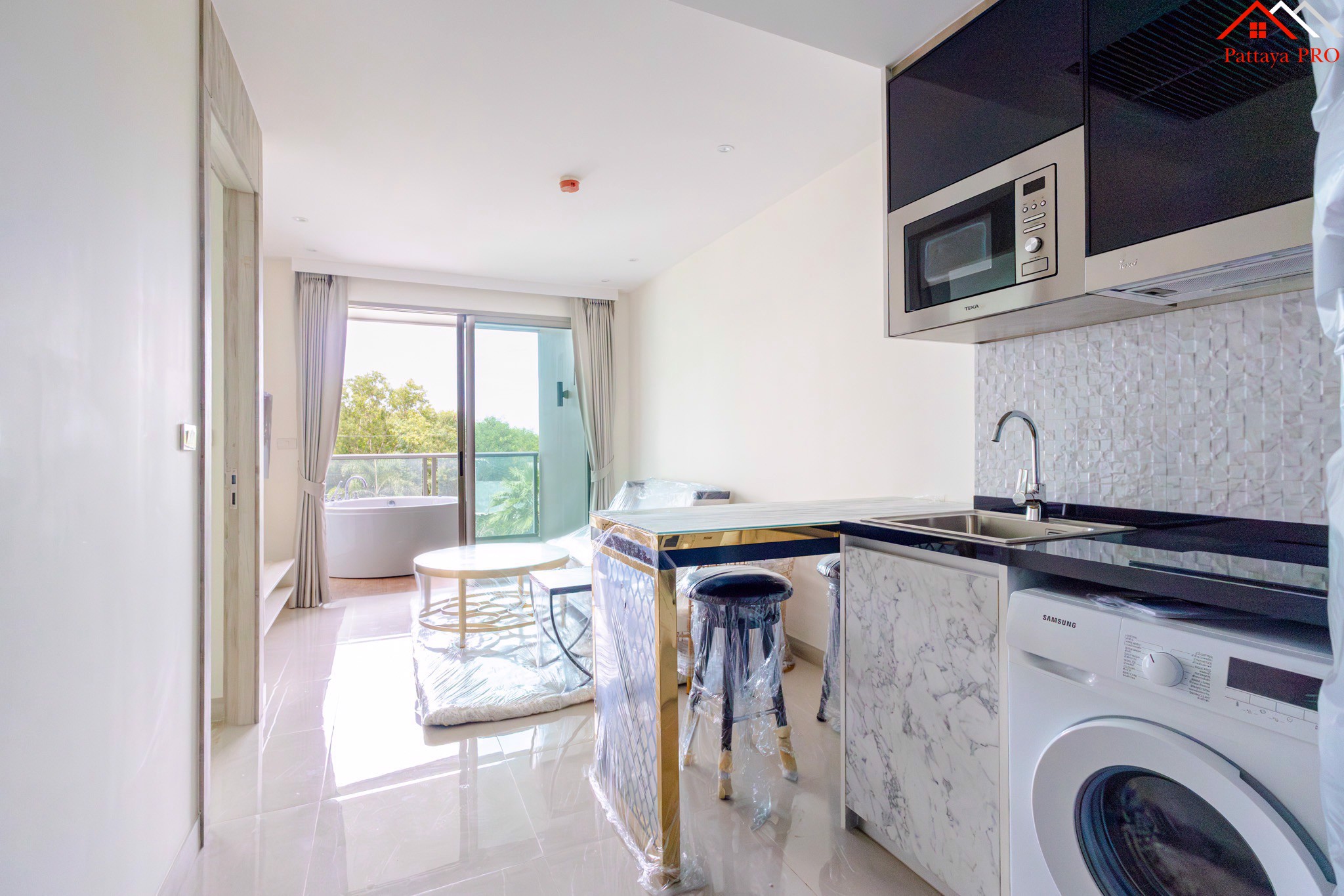 🌟 The Riviera Monaco – Ready to Move in Condo 🌟