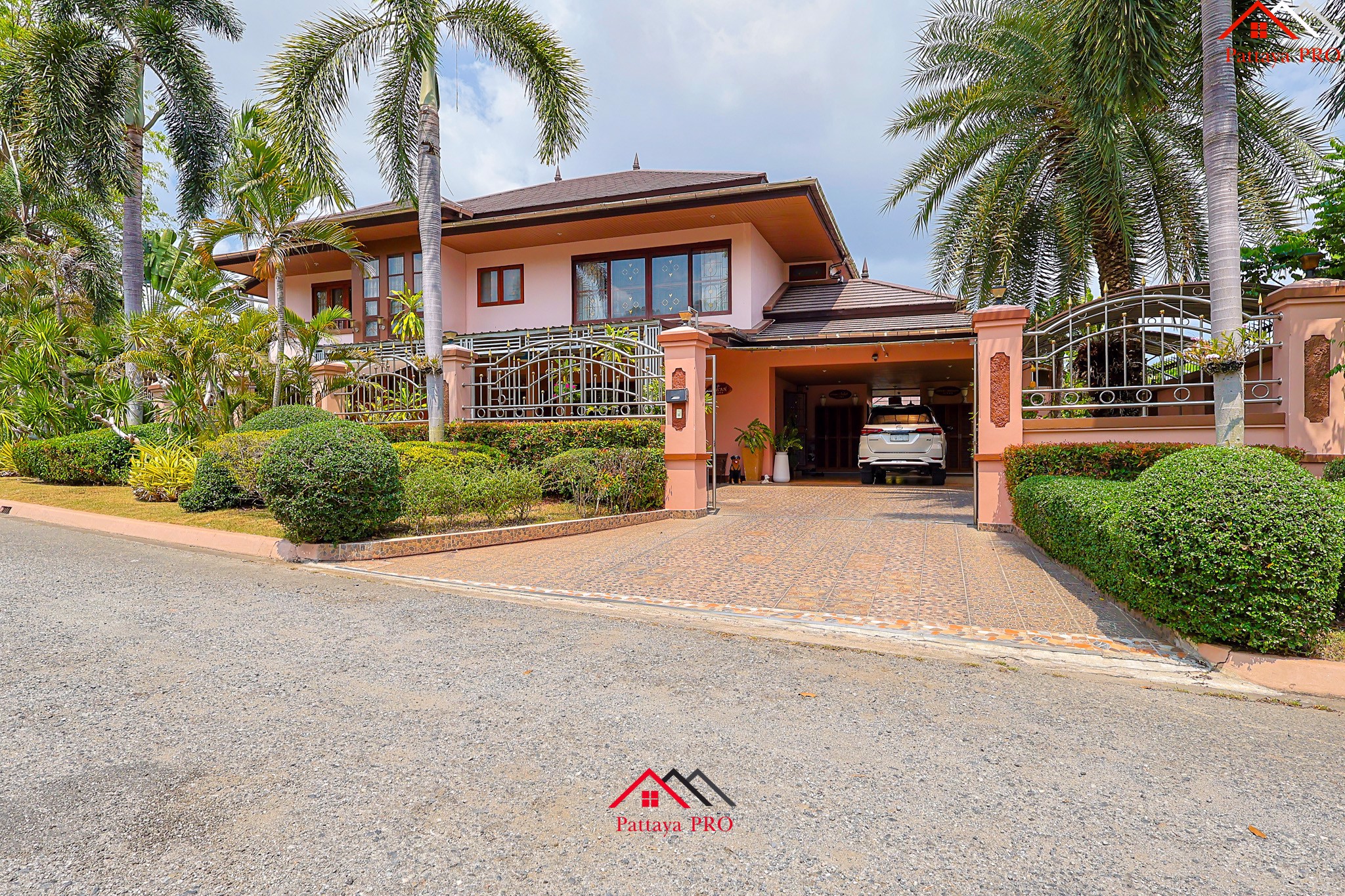 🌟 EXCLUSIVE 6-BEDROOM POOL VILLA at PHOENIX GOLD GOLF & COUNTRY CLUB 🌟