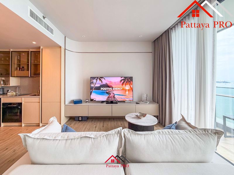 🍀AROM WONGAMAT 🍀 🌟 Exclusive High-Floor Seaview Unit