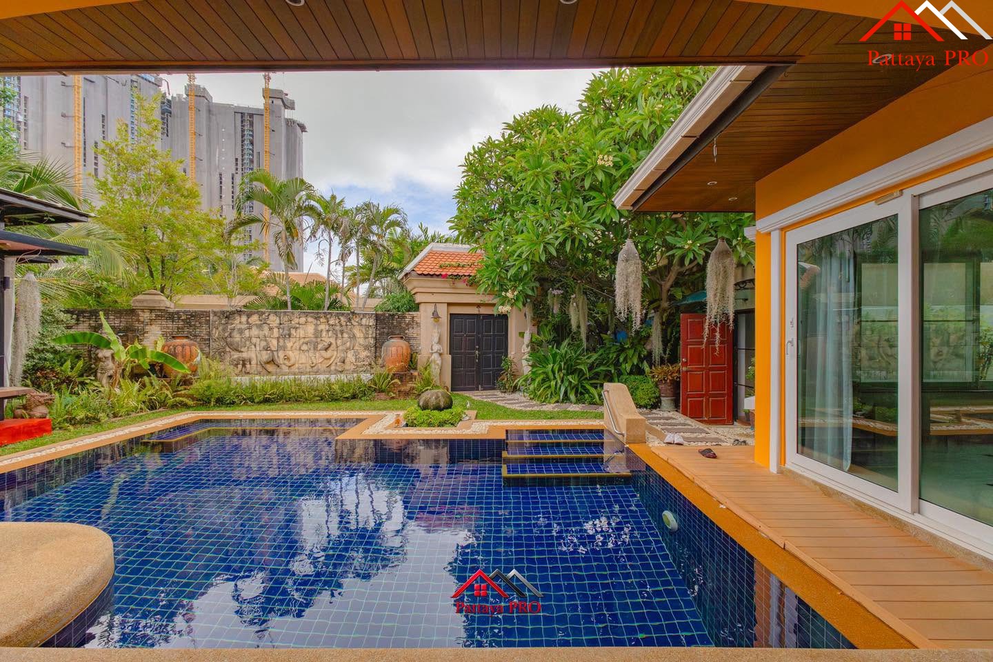 Rare Corner Pool Villa | Jomtien Park Villas Price: 20,500,000 THB
