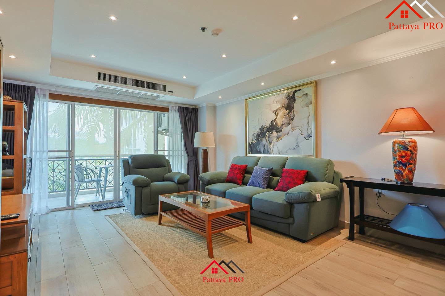 Renovated Condo for Sale in Jomtien -ready to move in-
