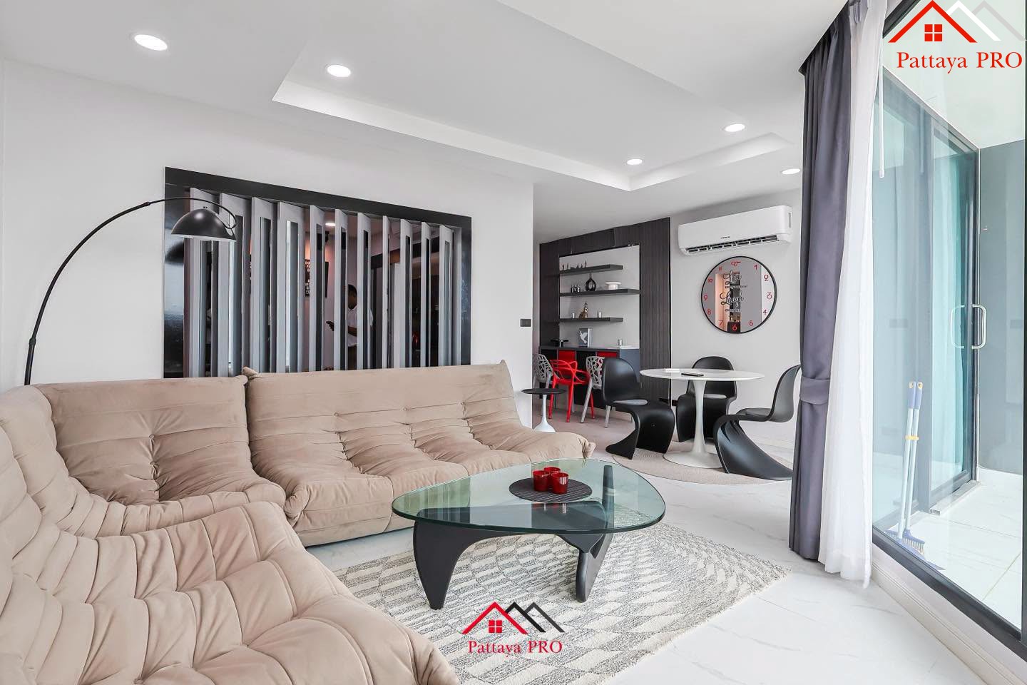 🏡 Tropicana Condominium, Pratumnak Hill, Pattaya ✅Price 5.5 million baht.