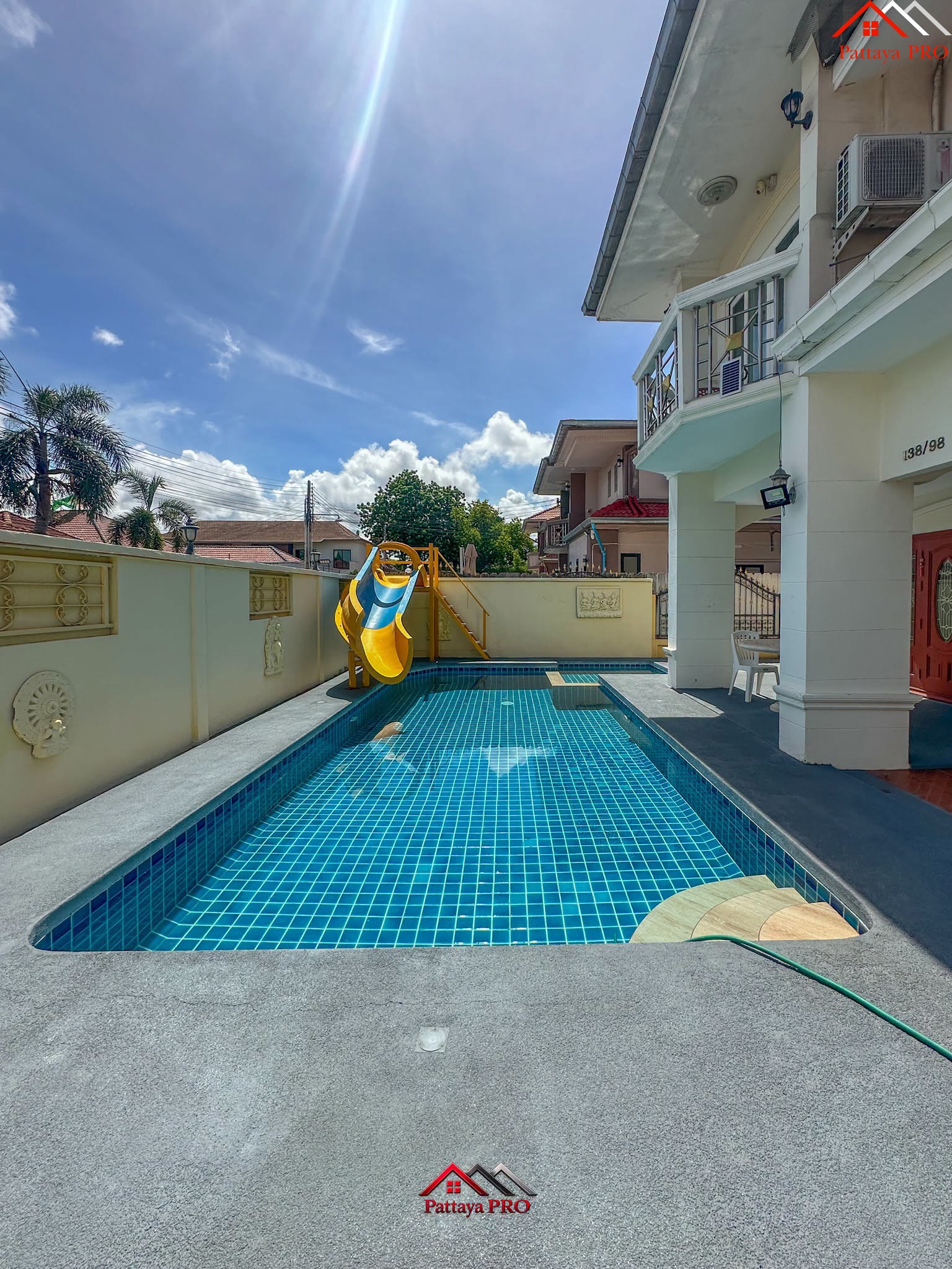 🏡 บ้านเดี่ยวแปลงใหญ่ พร้อมสระว่ายน้ำ & สไลเดอร์สุดมันส์ ทำเลทองชัยพฤกษ์-จอมเทียน