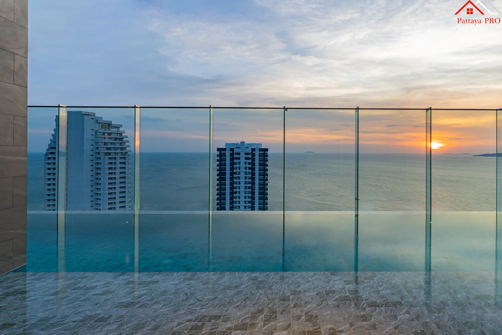 🌊 Sea View Condo for Sale | Ready to Move In**The Panora Pattaya – Pratumnak**