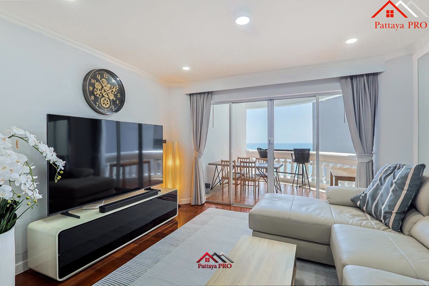 🌊 Sky Beach Condominium – Wongamat Beach, Pattaya
