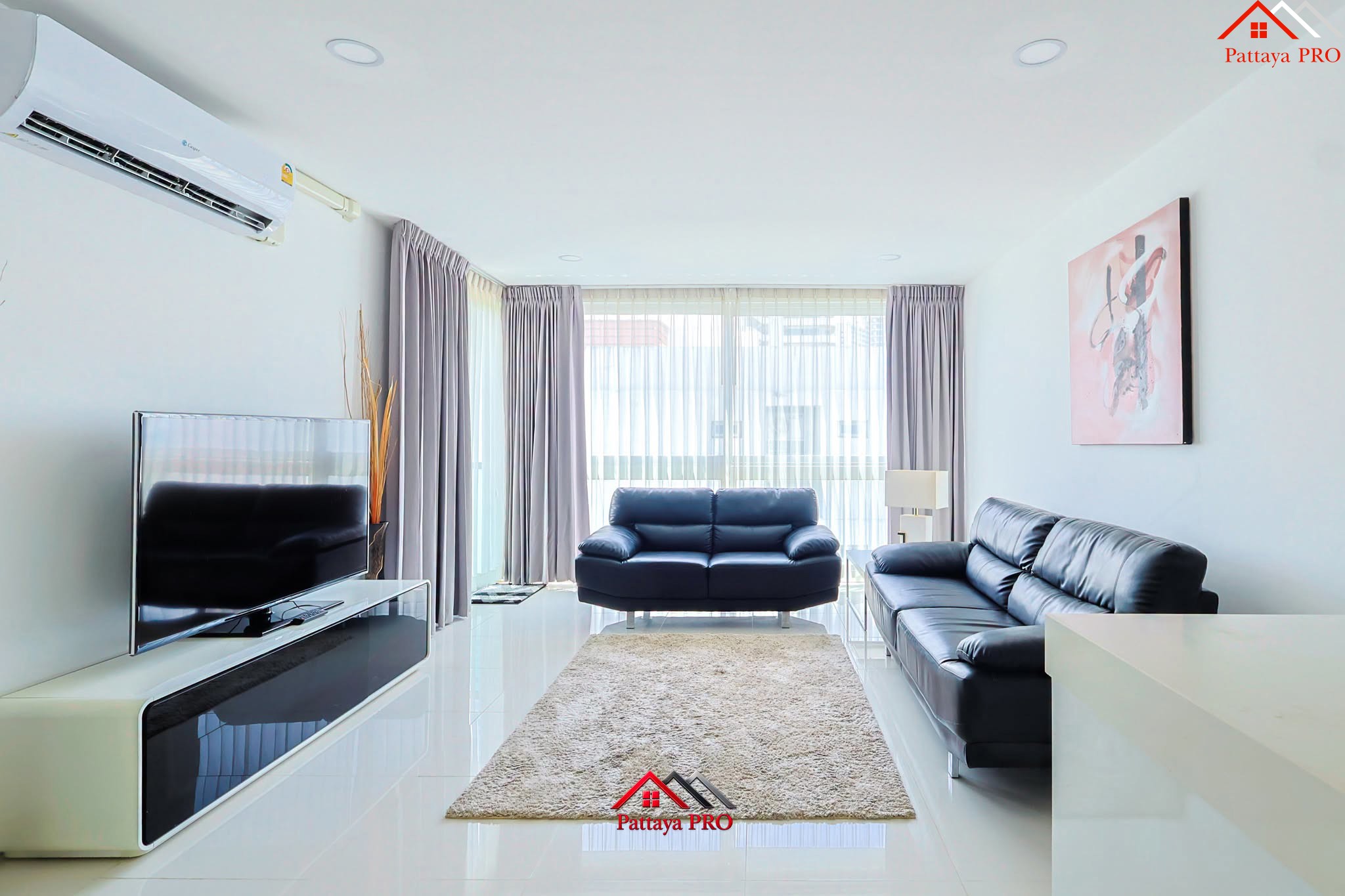 🔥For Sale: Club Royal Pattaya – Spacious 3-Bedroom Condo with Sea View 💰Only 7.5 Million THB