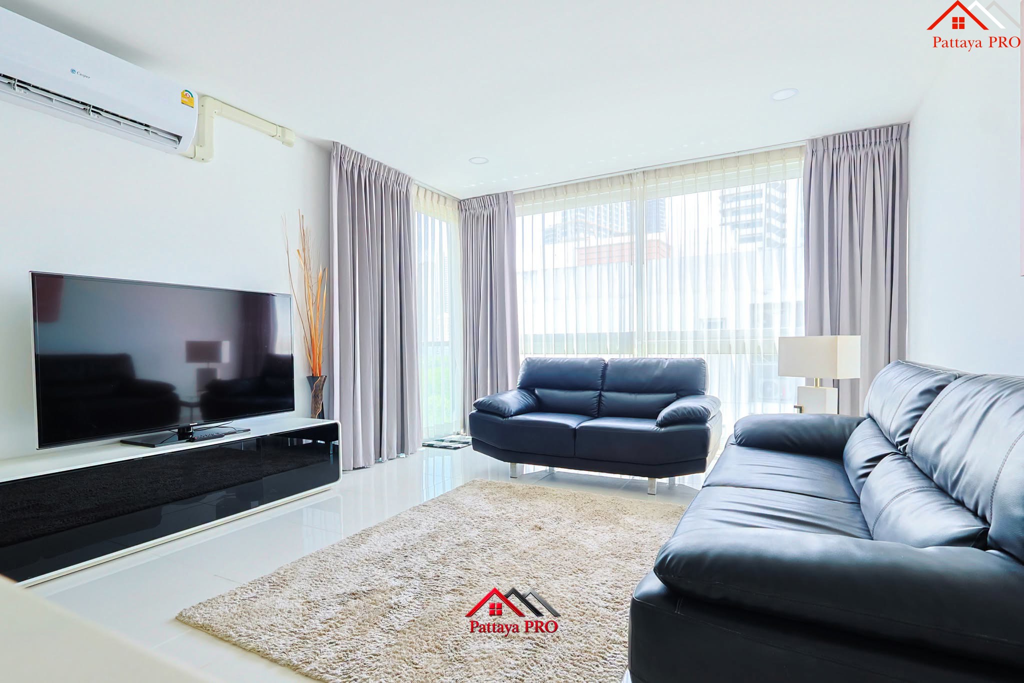 🔥For Sale: Club Royal Pattaya – Spacious 3-Bedroom Condo with Sea View 💰Only 7.5 Million THB