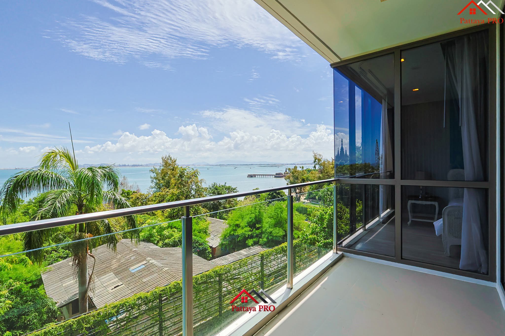 🏖️ **Beachfront Condo with Beautiful Sea View | Baan Plai Haad, Wongamat Beach, Pattaya** ✨