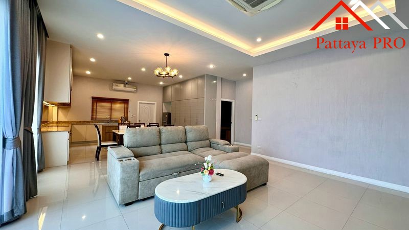 🏡 BEAUTIFUL CORNER POOL VILLA FOR SALE Garden Ville 5, Huai Yai, Pattaya
