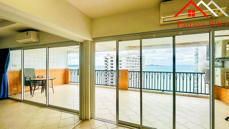 🌊✨ SPACIOUS CORNER UNIT WITH PANORAMIC SEA VIEWS ✨🌊