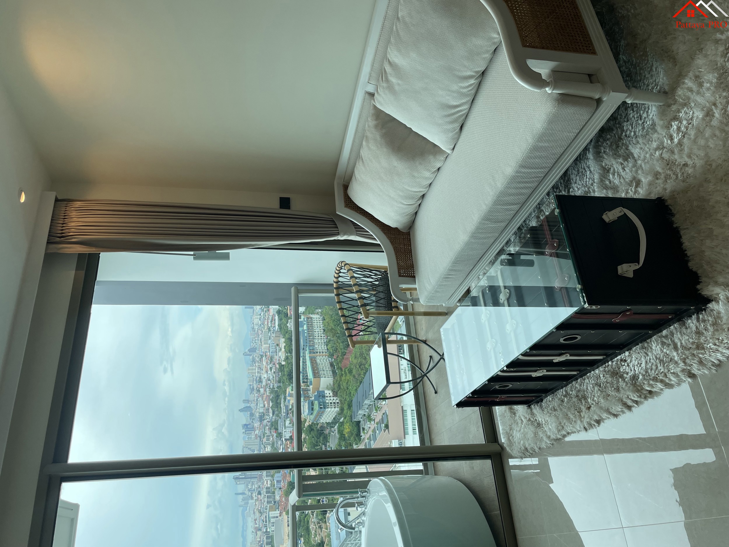 🌊 New 1-Bedroom Condo | Riviera Ocean Drive 29th Floor • Sea View • Private Jacuzzi