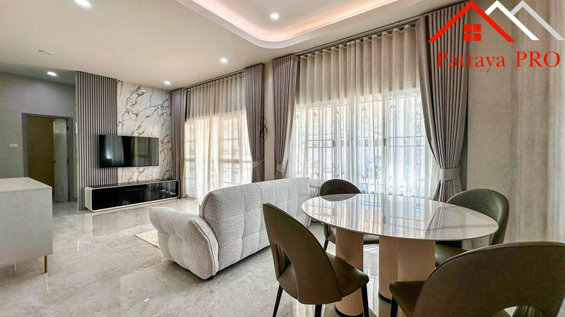 🏡 MODERN CORNER HOUSE FOR RENT ✨ Near International Schools & Rugby School ✨