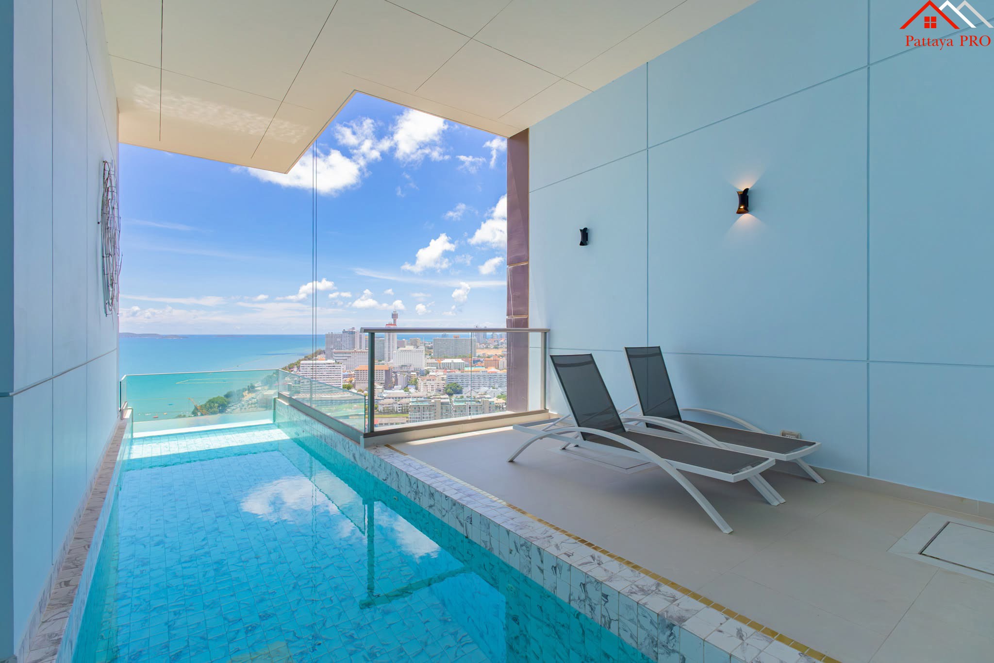 The best price for a private pool unit at Copacabana Jomtien!