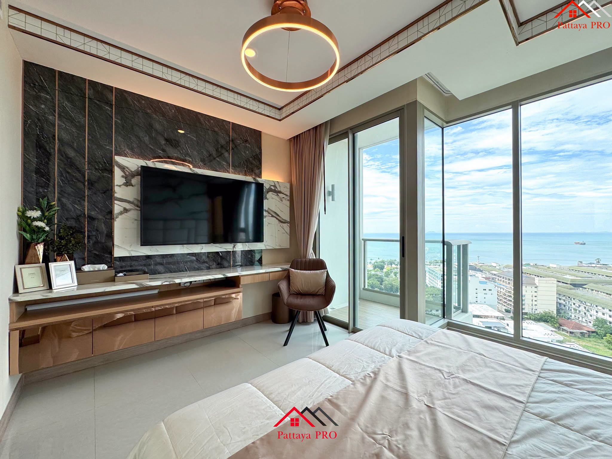 Luxury Condo with Stunning Sea View + Koh Larn View 🌴 Studio | 26 SQ.M. | Only 3.49 MB