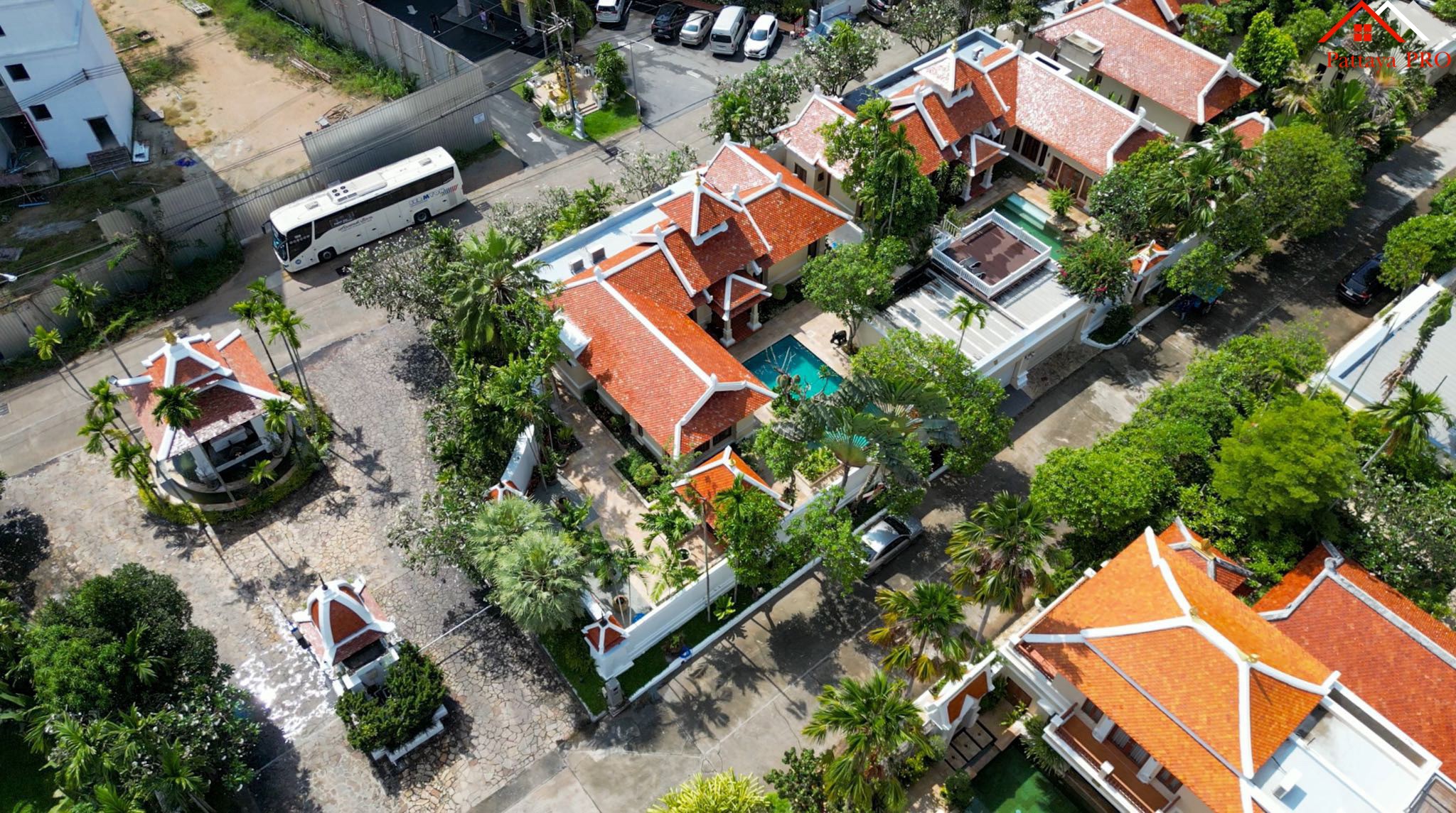 🏡 Elegant Traditional Thai-Style Villa Near Na Jomtien Beach