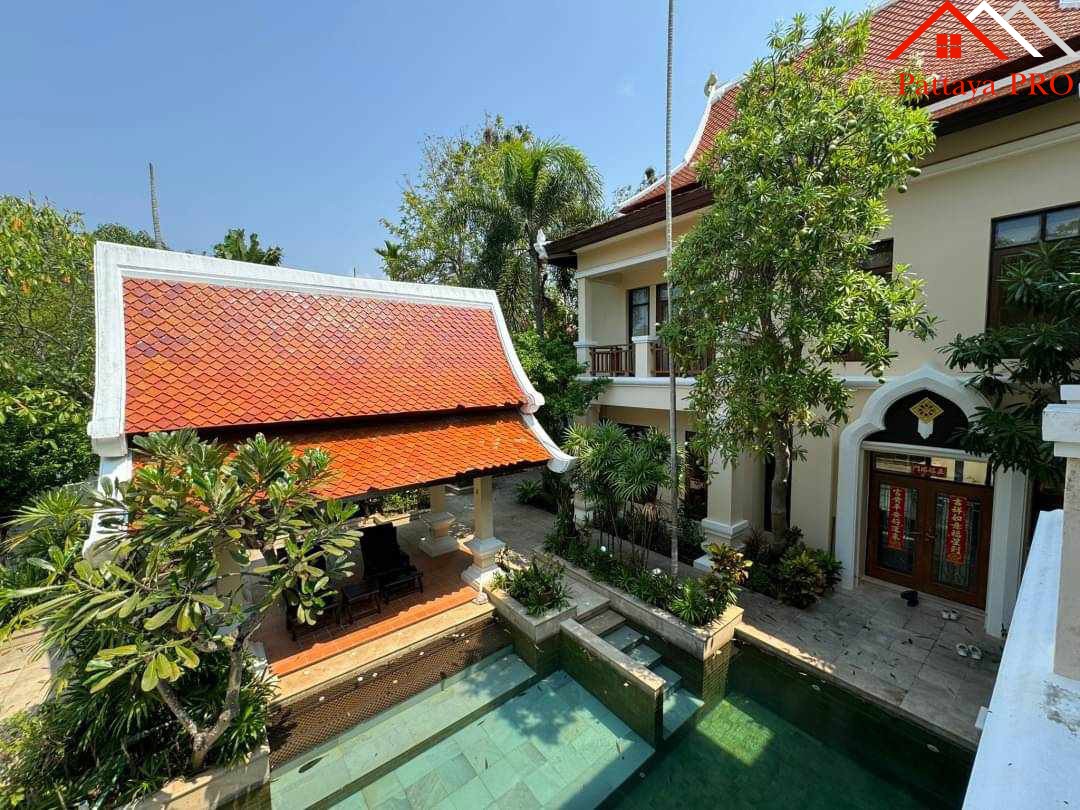 🏡 Elegant Traditional Thai-Style Villa Near Na Jomtien Beach