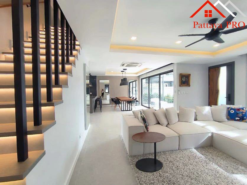 🏡 LUXURY POOL VILLA IN SOUTH PATTAYA – ONLY 17.5 MILLION THB!